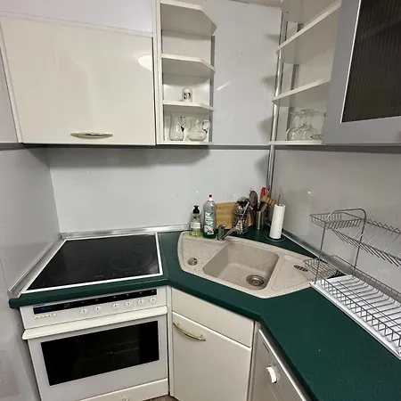 Victoria Apartment *